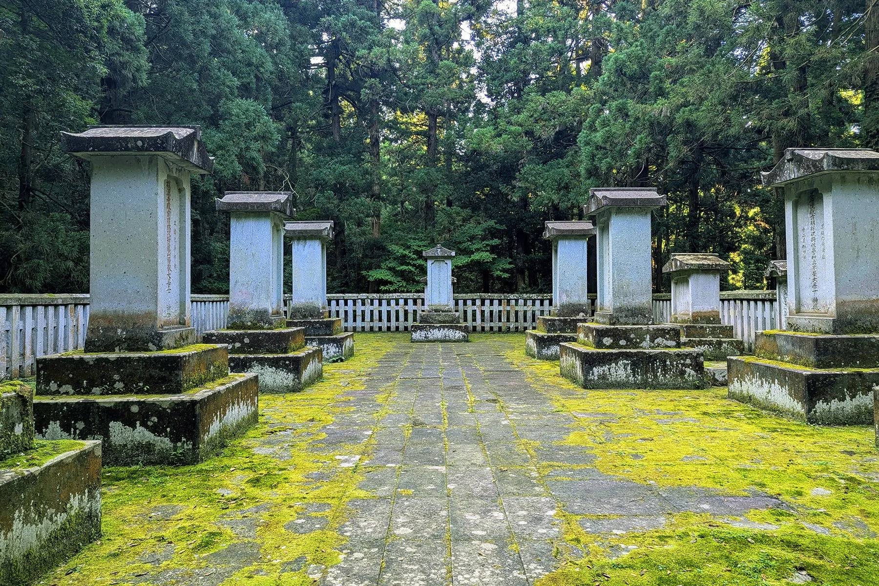 temple_r様 Daianzenji Temple: Resting Place of Fukui's Samurai Lords — Danny